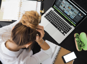 副業禁止はおかしい！会社にバレないために気をつけたいことは？