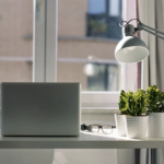 パソコンが苦手でもできる在宅ワークおすすめベスト5！自分に合う仕事の選び方も解説！