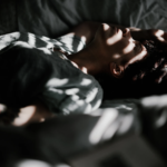 仕事に行きたくなくて眠れない。なりたい自分を想像すると気持ちが楽になる